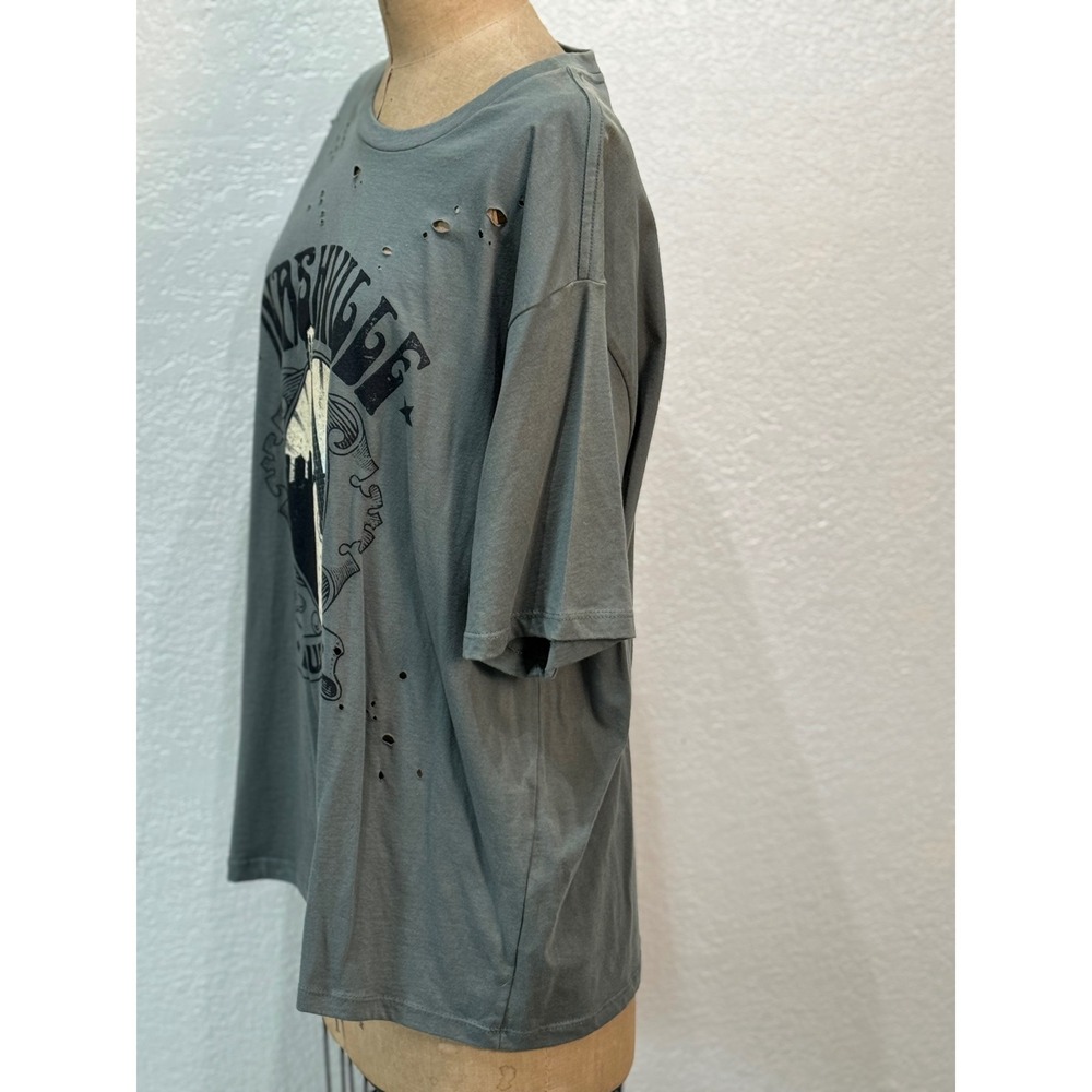 Zutter Nashville Music City 1970 Distressed Graphic Tee Gray Womens Large NWT - Picture 7 of 11